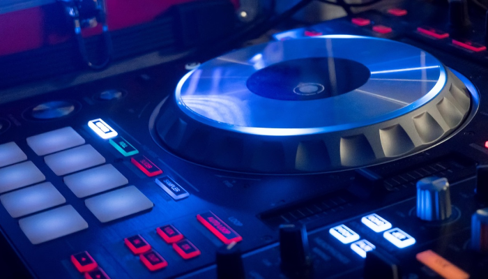 万能开挂辅助“中至二人麻将外卦神器下载安装”(透视)其实确实有挂